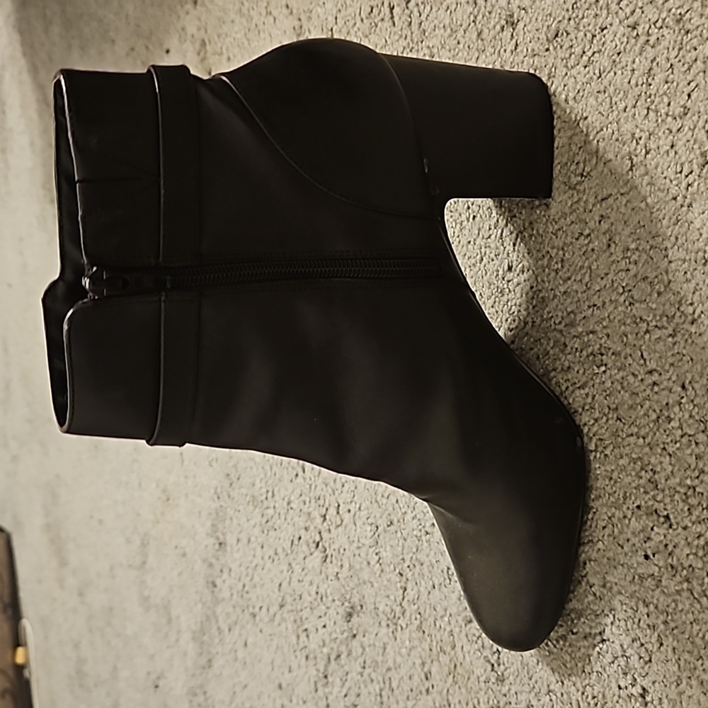 Bella-Vita boots, Size 12M - Picture 5 of 8